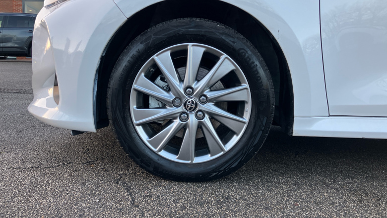 Toyota Yaris 1.5 Hybrid Icon 5dr CVT Hybrid Hatchback